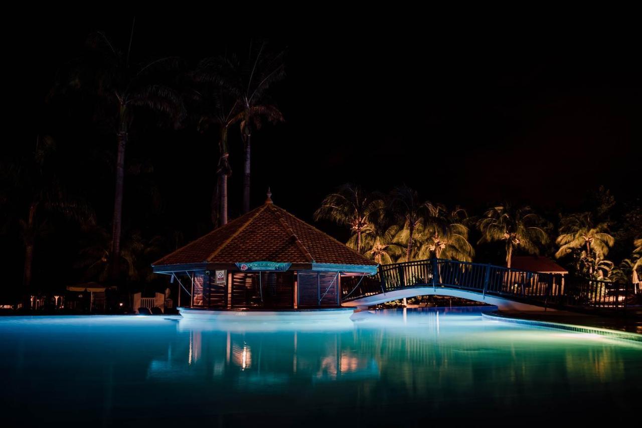 Au Beau Village Studio Avec Piscine Magnifique Sainte-Luce Extérieur photo